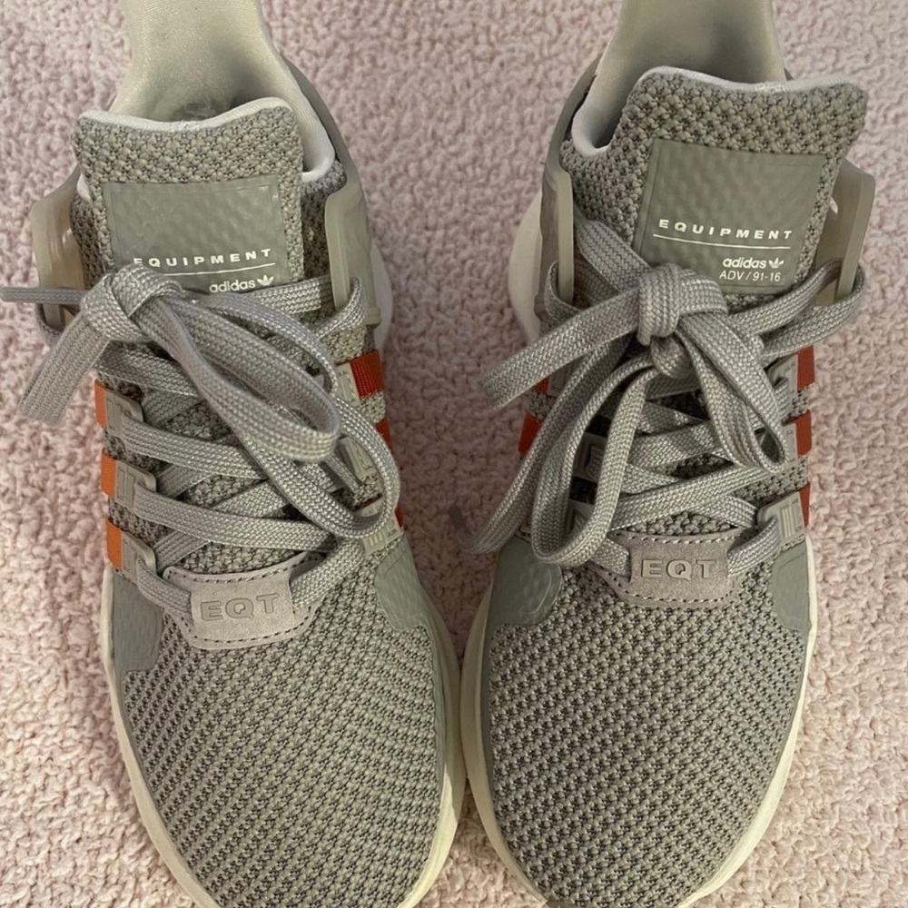 Sneakers (#340)